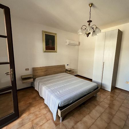Lu' Apartamento Gonnesa Exterior foto