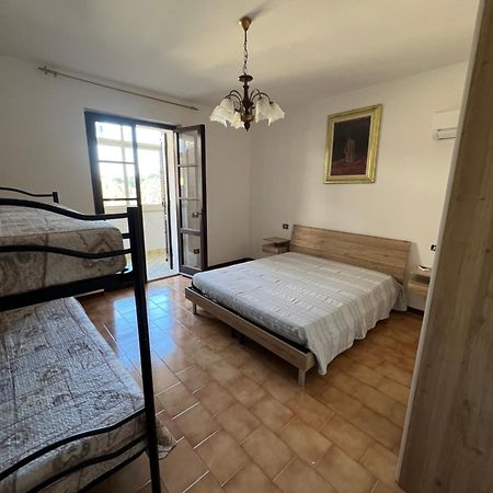Lu' Apartamento Gonnesa Exterior foto